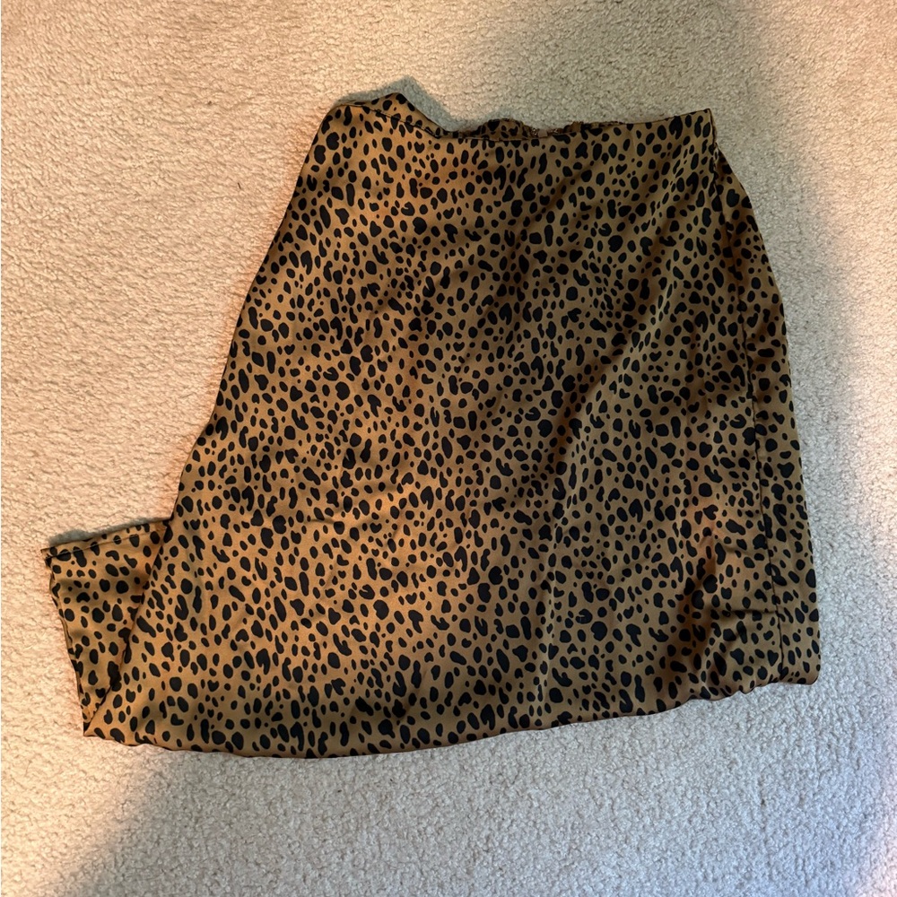 Dress Forum Asymmetrical Leopard Skirt